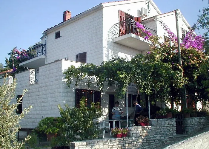 Raic Lägenhet Supetar